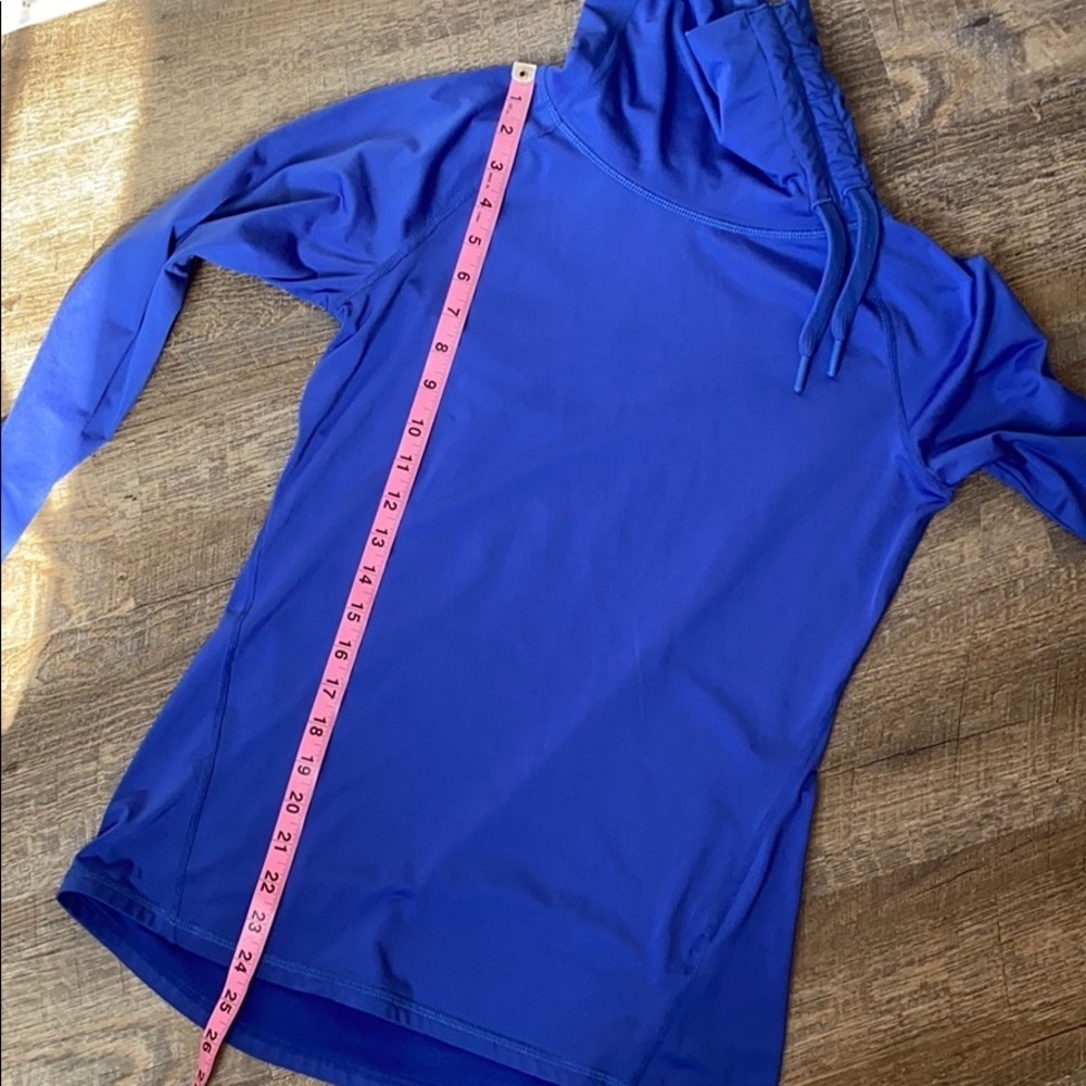 Layer 8 Blue Performance Qwick-Dry S Pullover - Picture 13 of 13